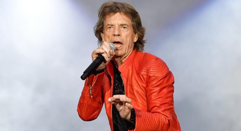 Mick Jagger végre a földi élvezetek édenkertjében érzi magát