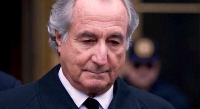 Meghalt a piramisjátékok királya, a szélhámos Bernie Madoff