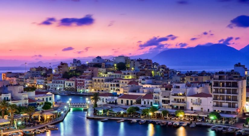 Vége a karanténnak: ha be vagy oltva, már jövő héten utazhatsz Görögországba