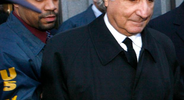 Elhunyt a piramisjátékért elítélt Bernie Madoff