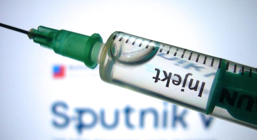 Elkezdik gyártani az orosz vakcinát Szerbiában