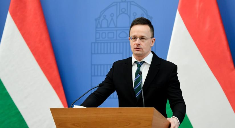 Magyarország alkalmazkodik a NATO közös döntéséhez