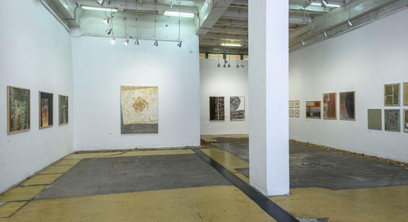 Bálint Ádám: Fóliók – Az Artus Kapcsolótér új kiállítása