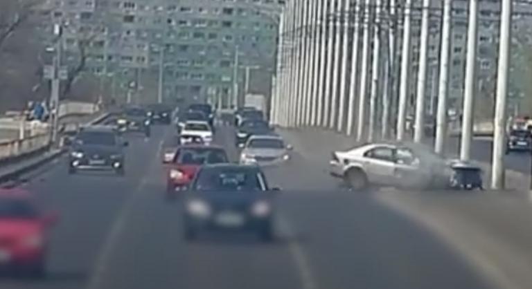Videón az Árpád hídi ütközés, lepatkányozták a baleset okozóját