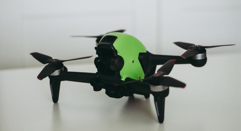 Sci-fi-élmény az új DJI FPV-drónnal