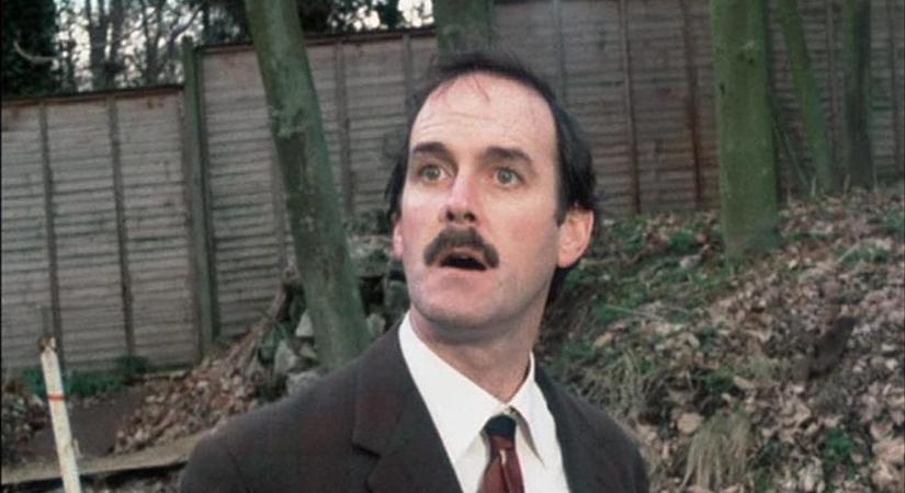 Bocsánatot kért a fehérektől John Cleese, a Monty Python legendája