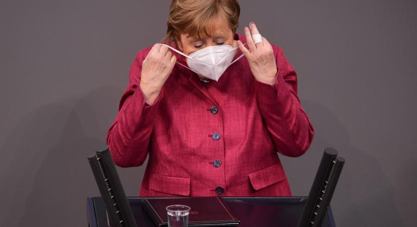 AstraZenecával oltatta be magát Angela Merkel