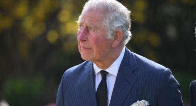 Összeomlott Károly herceg: zokogásban tört ki a fotósok előtt