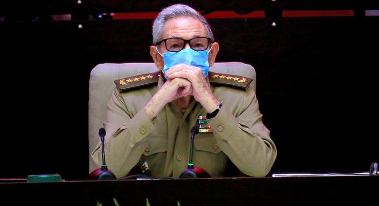 Távozik a kubai kommunista párt éléről Raúl Castro