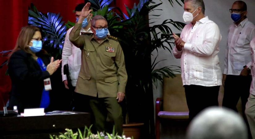 Távozik a hatalomból Raúl Castro
