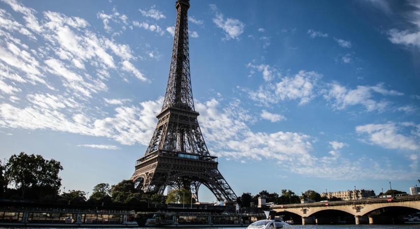 Macron szerint a turisták egy része már visszatérhet nyáron Párizsba