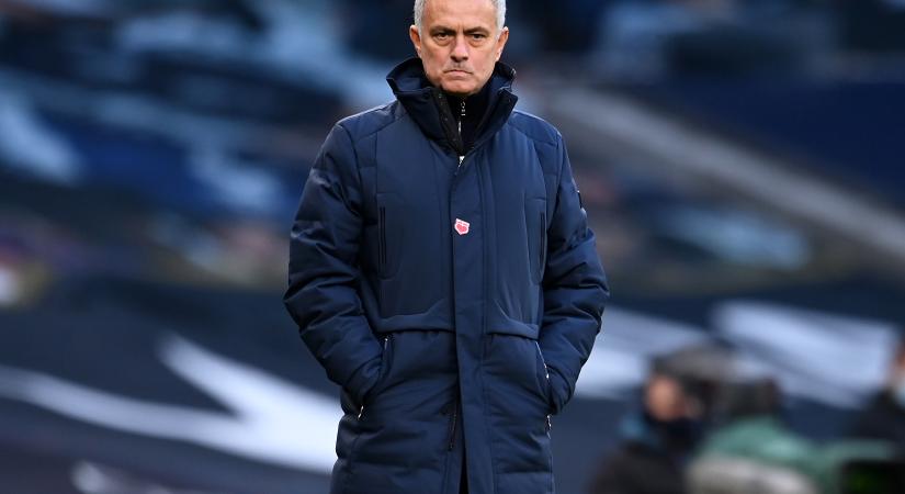 José Mourinhót kirúgták a Tottenhamtől