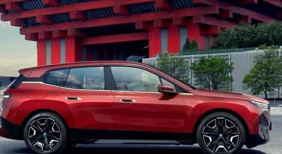 Piaci körkép: Kínában is erősítené elektromos eladásait a BMW