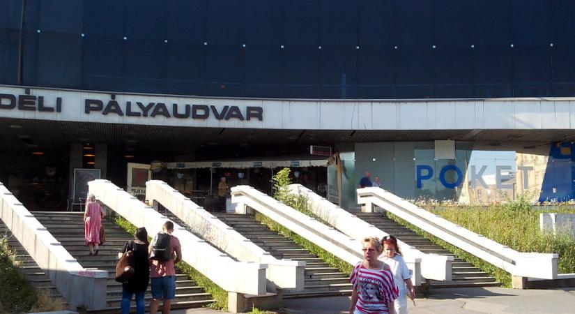 V. Naszályi: a Fidesz nem engedi, hogy park legyen a Déli pályaudvar helyén