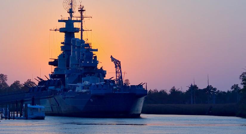 A Pentagon is segít az elsüllyedt tengeralattjáró keresésében