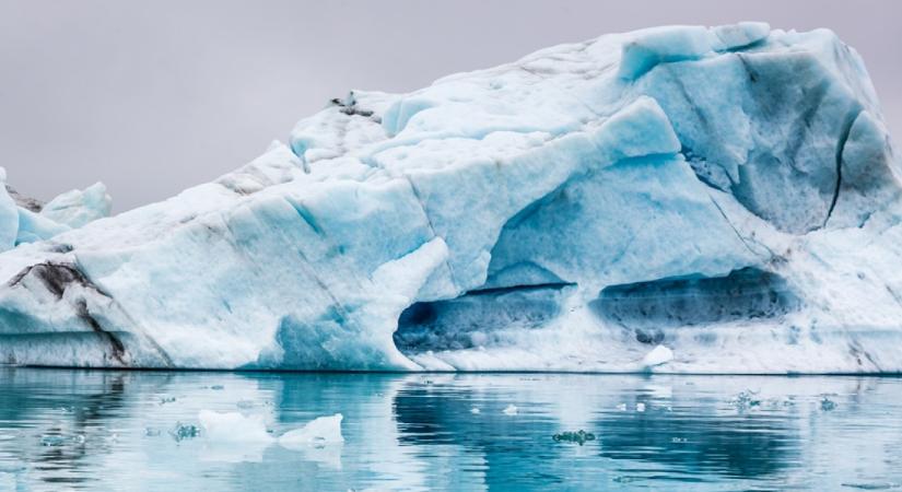 Elolvadt a világ legnagyobb mozgó jéghegye, melynek útját az egész világ végigkísérte