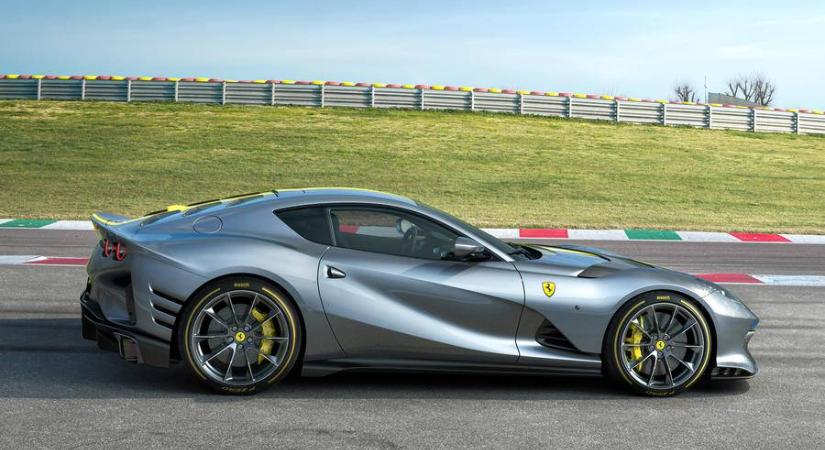 Ez itt a legerősebb utcai Ferrari