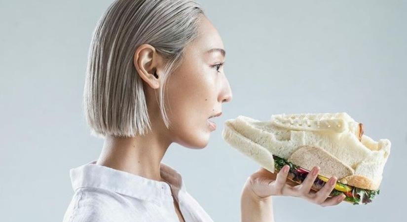Ez a japán ételművész csodálatos alkotásokat készít pirítósokból – képek
