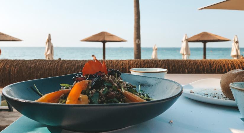 TOP 10 étterem Dubajban: a megfizethető street foodostól a Michelin csillagos séf étterméig