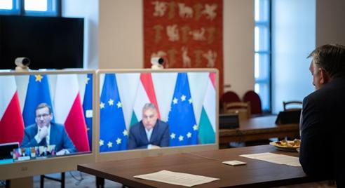 Orbán megakadályozta a V4-ek keményebb kiállását Oroszországgal szemben