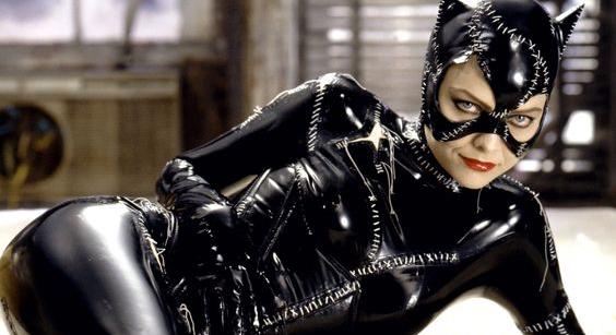 A kedvenc macskanőnk kétszer is volt boszorkány – a bűbájos Michelle Pfeiffer