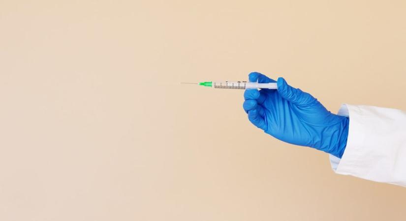 Így vedd fel biztonságosan a kullancs által terjesztett agyvelőgyulladás elleni vakcinát korona alatt
