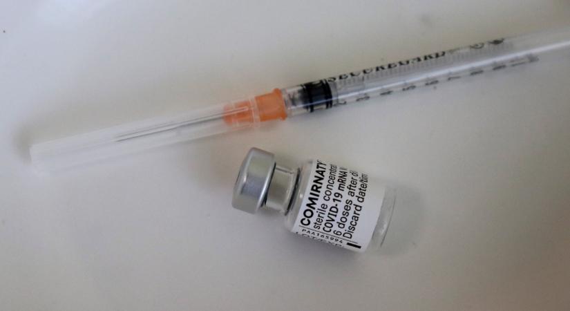Origo: 100 ezer Pfizer-vakcinára lehet jelentkezni pénteken