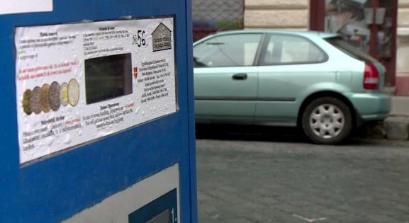 Az LMP az ingyenes parkolás megszüntetését követeli