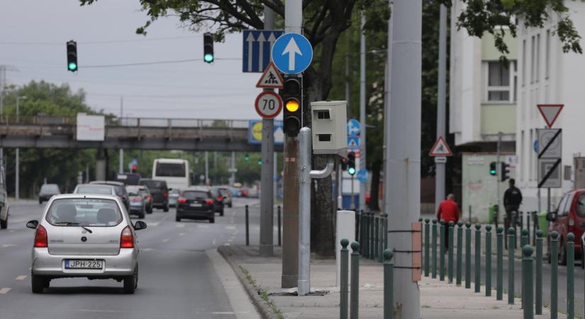 Elárultak egy nagy titkot a Váci úti új traffipaxról, örülhetnek az autósok