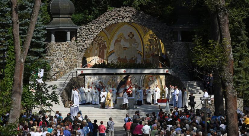 Ferenc pápa Mátraverebély-Szentkutat is meghívta a májusi imamaratonba