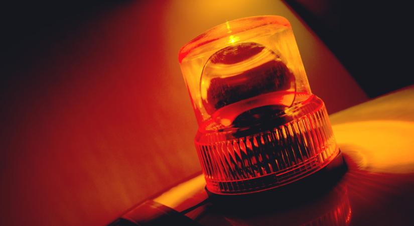 Kamion és autó ütközött az M3-ason