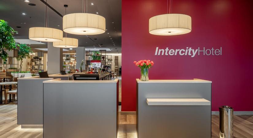 Új szálloda nyílt: bemutatkozik az IntercityHotel Budapest (képekkel)