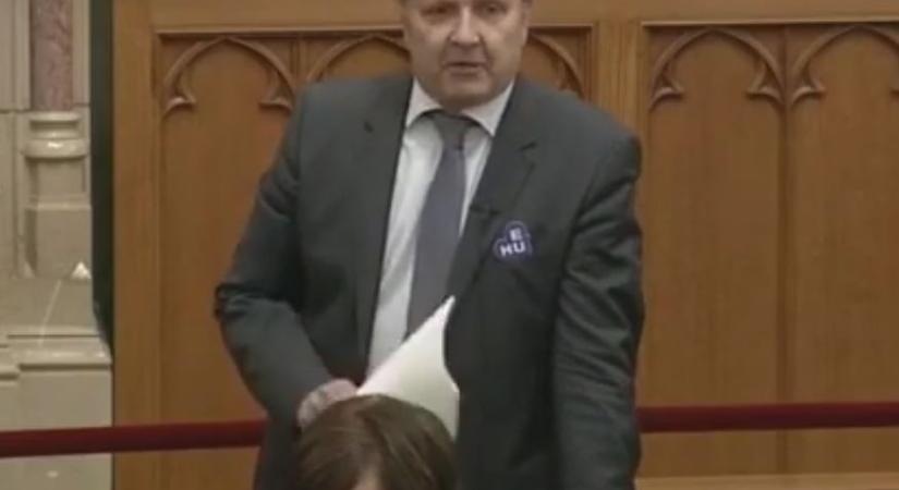 Ellenzéki képviselő kimondta: újabb fideszes pártkatona kerül a köztársasági elnöki székbe (+videó)