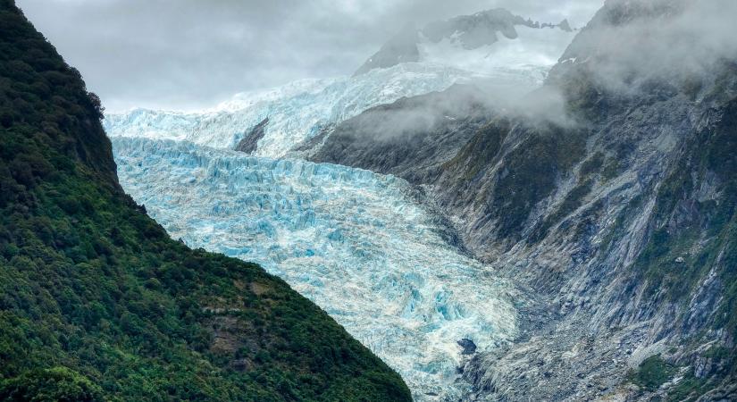 Már milliókat fenyegetnek a gleccsertavak kitörése okozta áradások