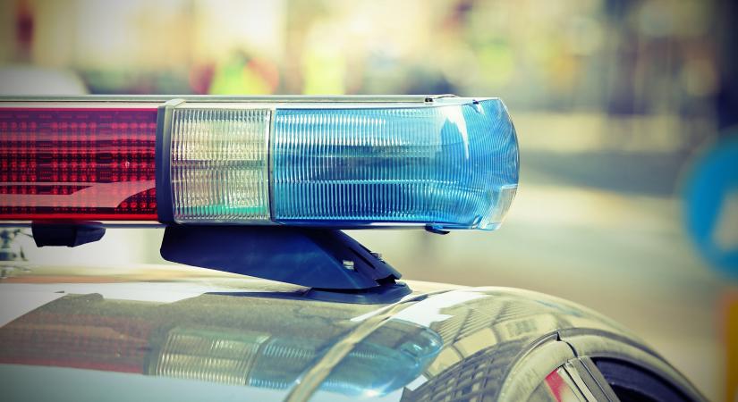 Rendőrt gázoltak halálra az M70-es autópálya pihenőhelyén