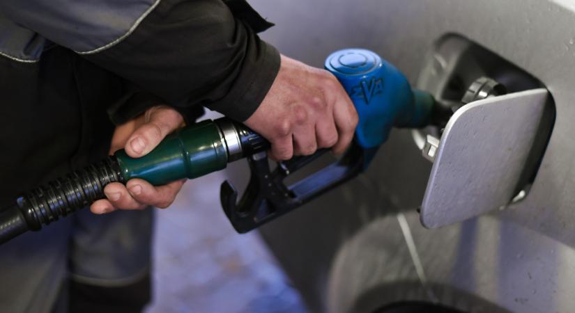 Péntektől megint emelkedik az üzemanyagok ára
