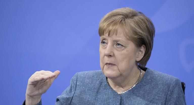 Merkel: Németország örökre felelős lesz a nácik bűneiért