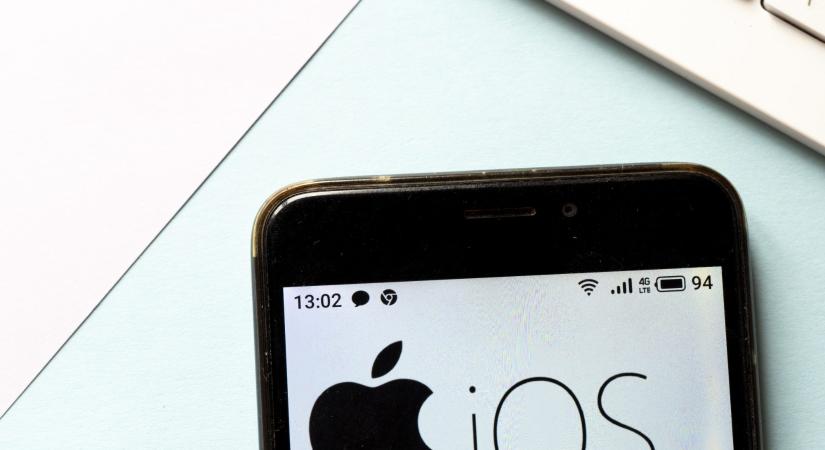 Kritikus hibákat javít az iPhone-okon az Apple soron kívüli frissítése
