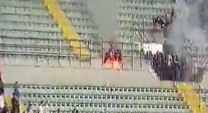 Húsz éve próbáltak az Inter szurkolói lángoló robogót ledobni a lelátóról - videó