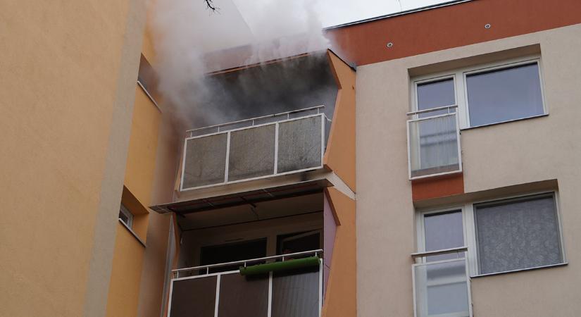Újabb tűzesethez riasztották a tűzoltókat Békéscsabán