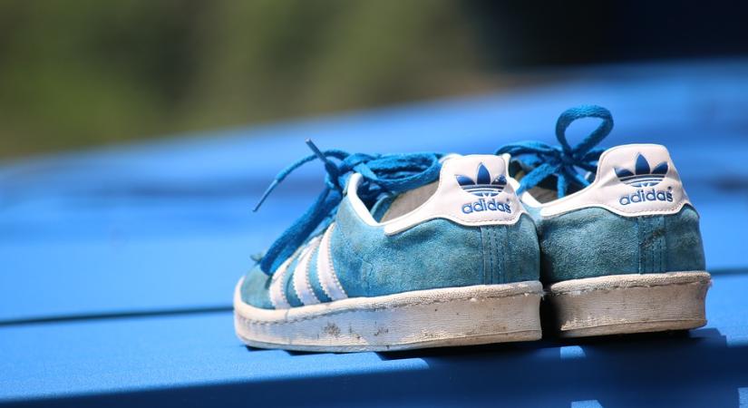 A sportélet újraindulása támogatja az Adidast