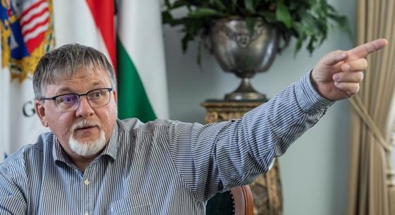Változtatási tilalmat rendelt el Győrre a város fideszes polgármestere