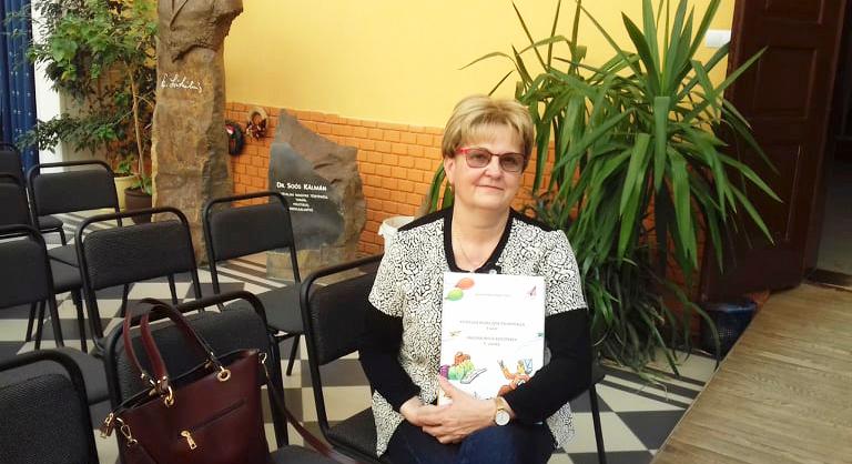 Pápai Csurmán Ilona, a csupaszív pedagógus - Aki mindenkit meg akar tanítani a magyar nyelv szépségeire