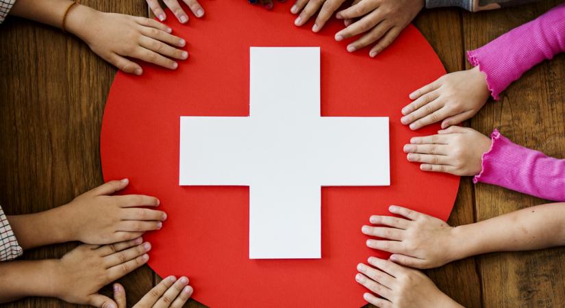 Több mint hétezren biztosítják a Vöröskereszt munkáját Békésben