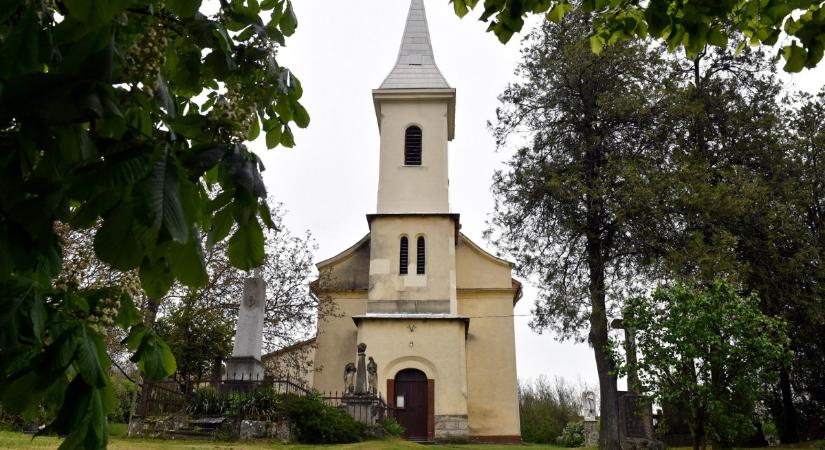 Negyvenhat templom újul meg Komárom-Esztergom megyében