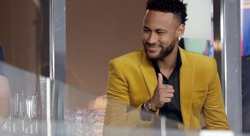 Hivatalos: Neymar nem megy sehova, hosszabbított a PSG-vel