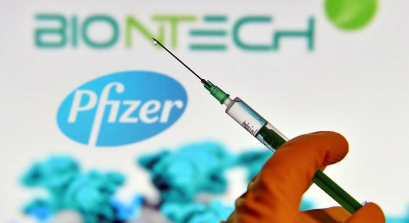Hoppá: 1,8 milliárd adag Pfizer-vakcinát rendelt az EU