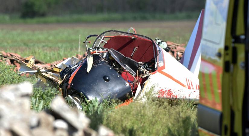 DÖBBENETES: lezuhant egy kisrepülőgép Törökszentmiklósnál – fotók!