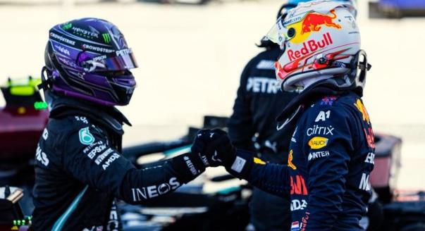 Hamilton: Nehéz lesz magunk mögött tartani a Red Bullokat