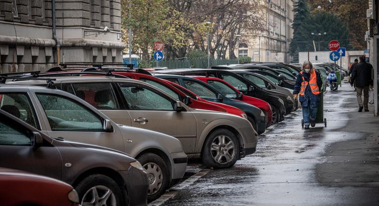 Fideszes polgármesterek is eltörölnék már az ingyenes parkolást